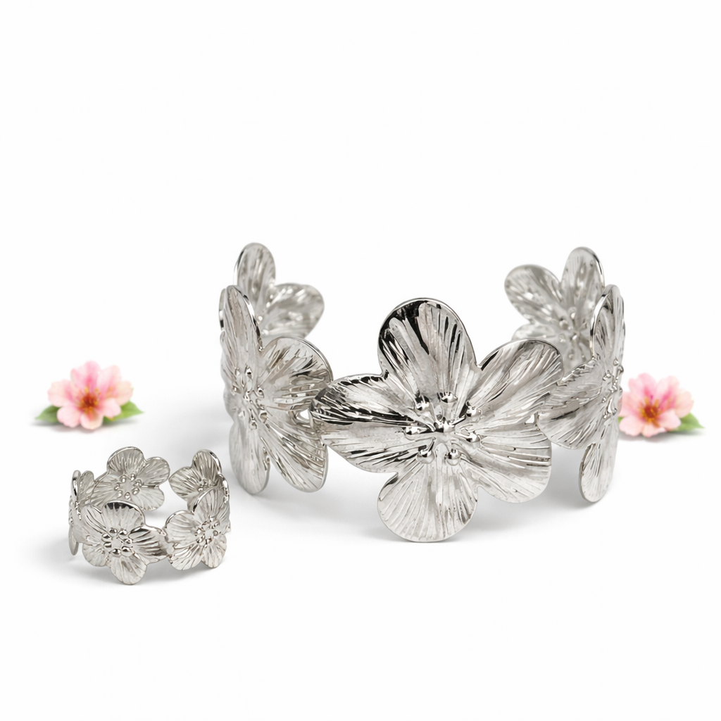 Brazalete y anillo plateado