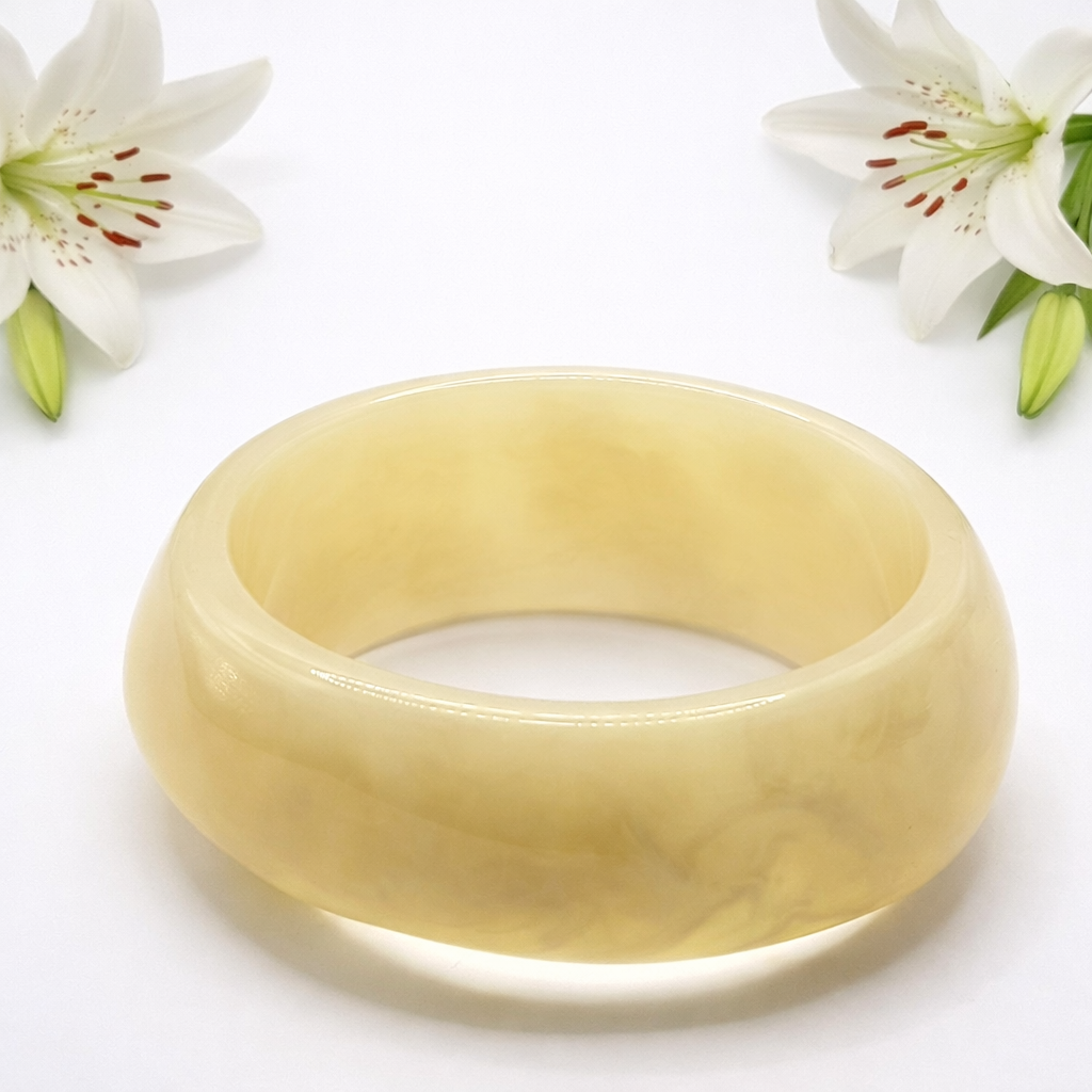 Brazalete Acrílico Hueso